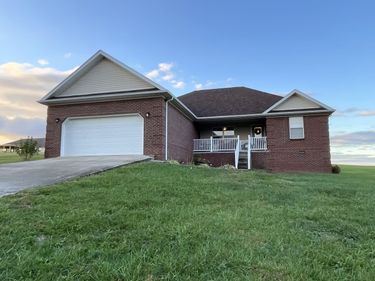 74 W Cherry Drive, Science Hill, KY 42553