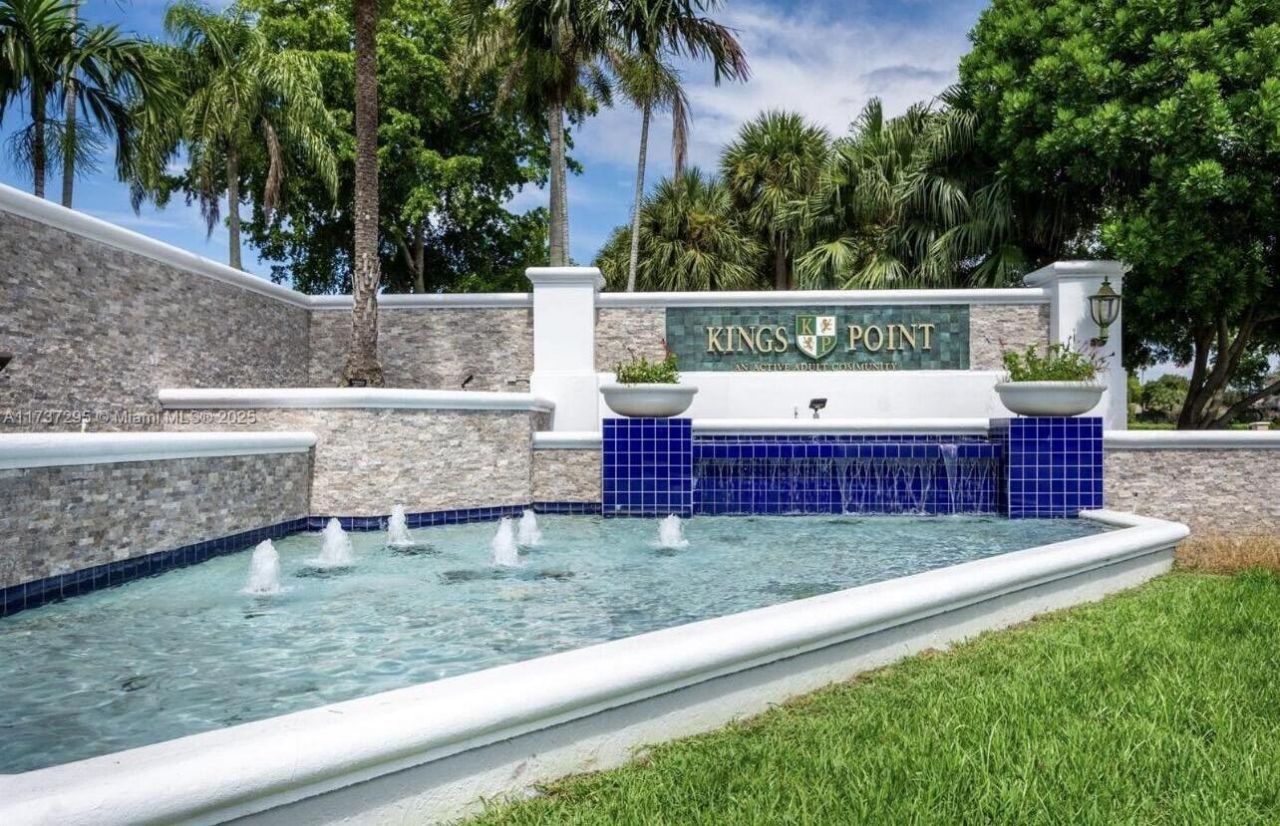 9744 S Belfort Circle, Unit 202, Tamarac, FL 33321 Photo