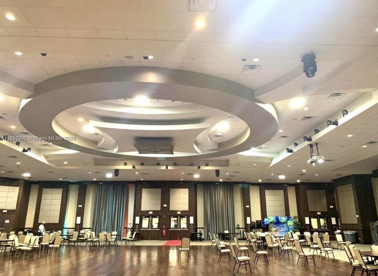 9744 S Belfort Circle, Unit 202, Tamarac, FL 33321 Photo