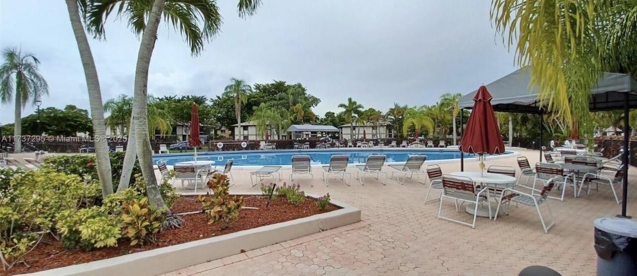 9744 S Belfort Circle, Unit 202, Tamarac, FL 33321 Photo