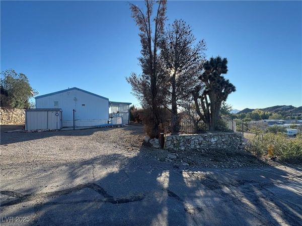 240 N Main Street, Searchlight, NV 89046