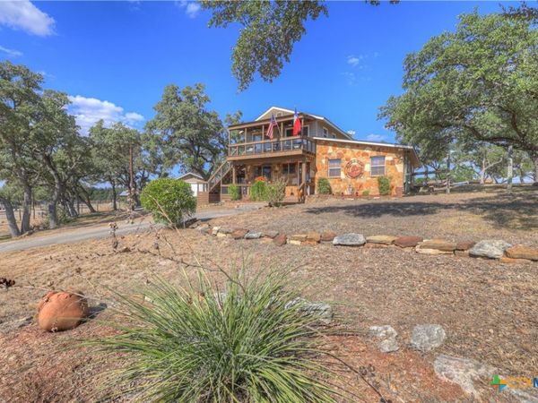 1631 Cattail, Canyon Lake, TX 78133