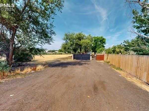 1575 N Sable Boulevard, Aurora, CO 80011