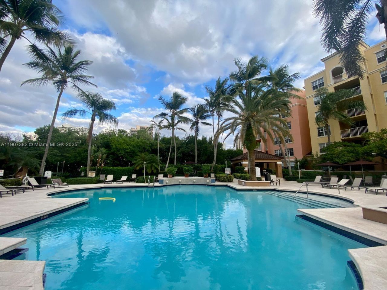 19655 E Country Club Dr, Unit 6401, Aventura, FL 33180 Photo