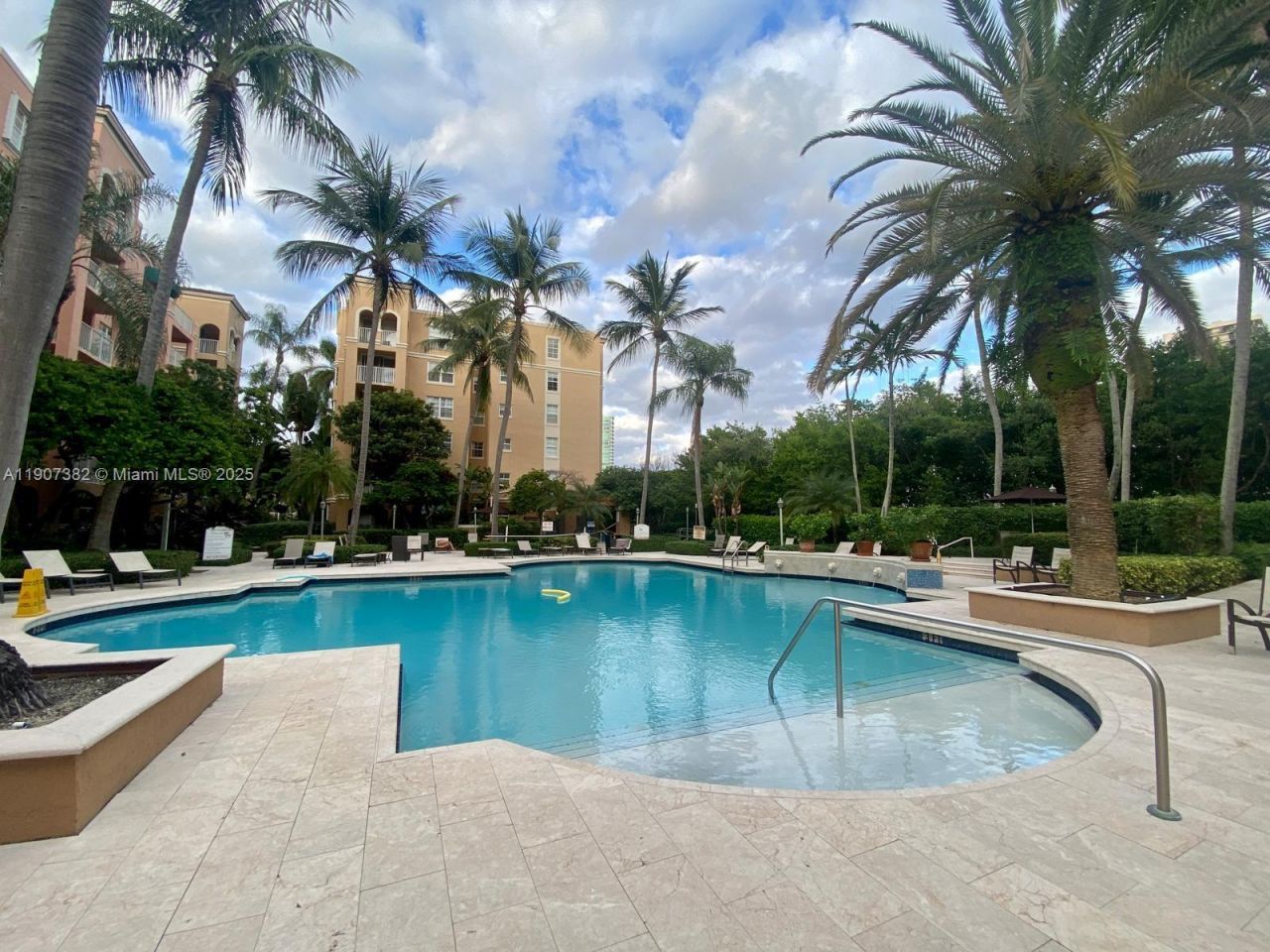 19655 E Country Club Dr, Unit 6401, Aventura, FL 33180 Photo