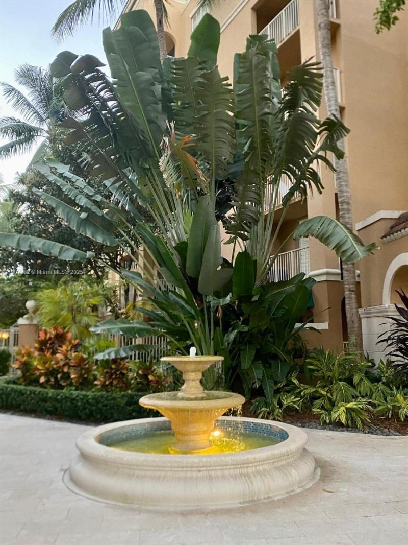 19655 E Country Club Dr, Unit 6401, Aventura, FL 33180 Photo