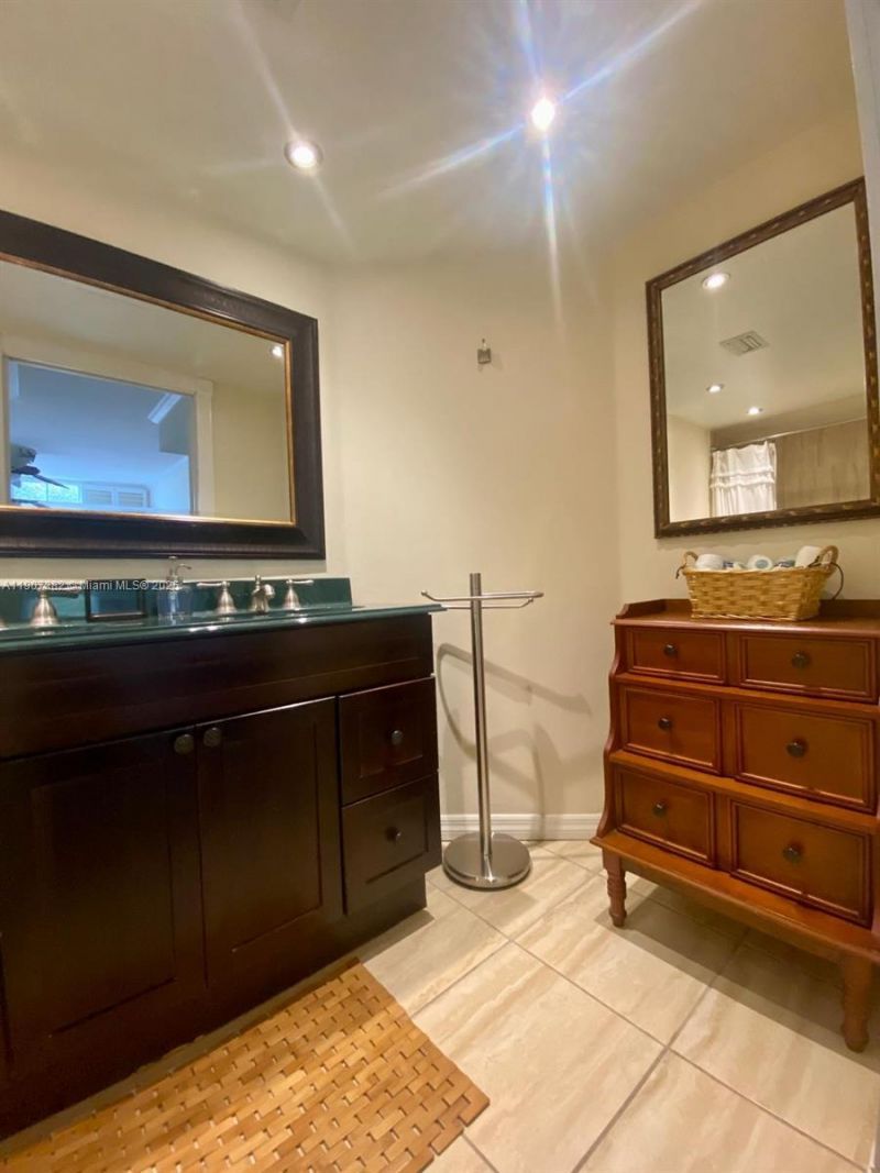 19655 E Country Club Dr, Unit 6401, Aventura, FL 33180 Photo