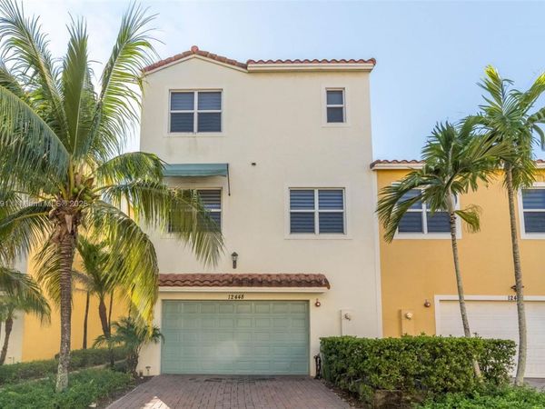 12448 NW 17th Mnr, Pembroke Pines, FL 33028