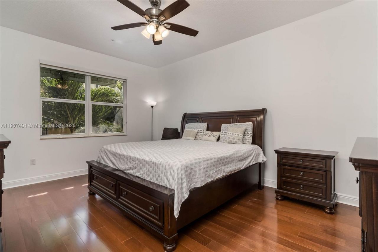 12448 NW 17th Mnr, Pembroke Pines, FL 33028 Photo