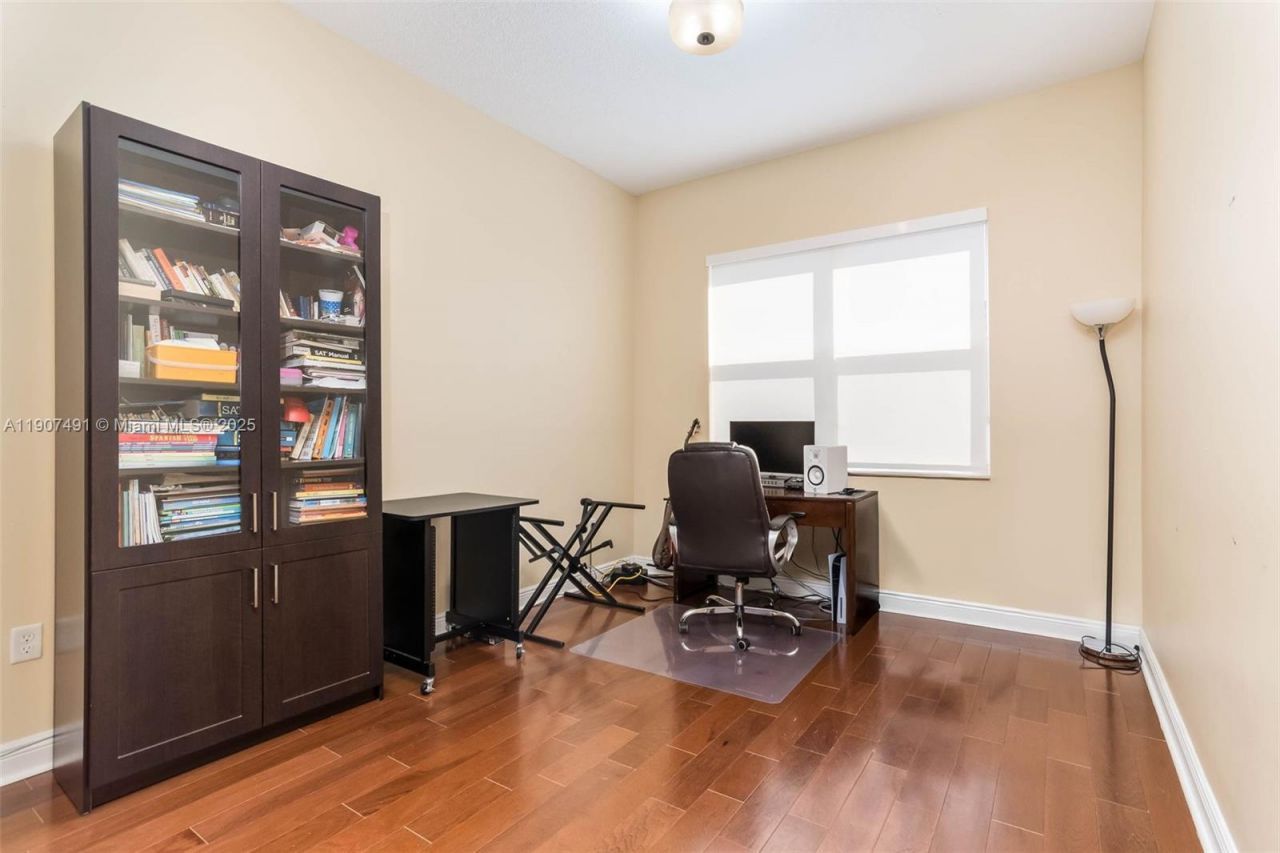 12448 NW 17th Mnr, Pembroke Pines, FL 33028 Photo