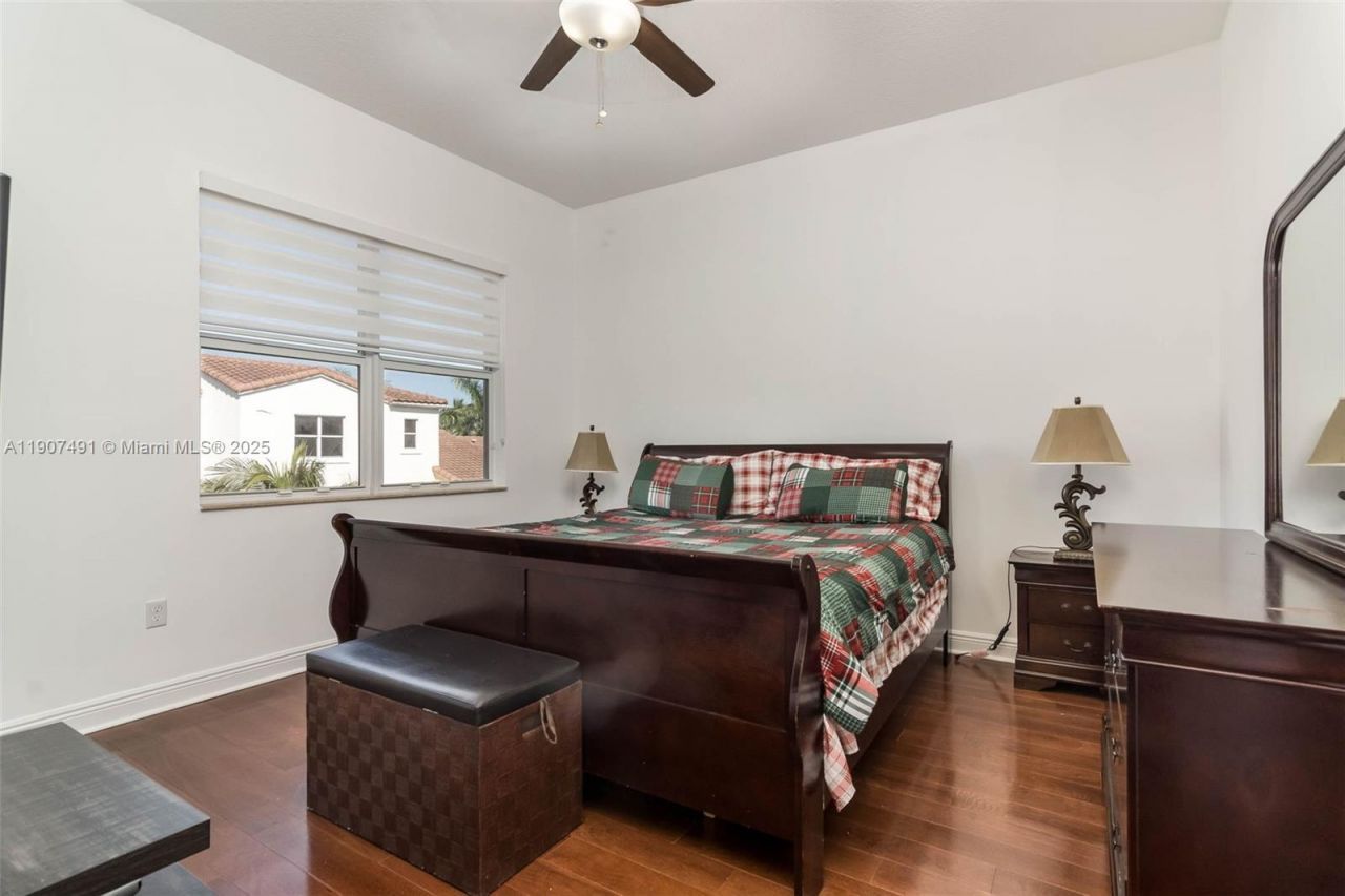 12448 NW 17th Mnr, Pembroke Pines, FL 33028 Photo