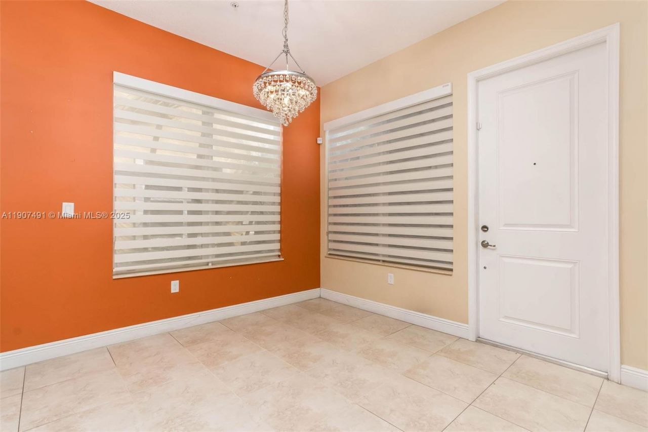 12448 NW 17th Mnr, Pembroke Pines, FL 33028 Photo