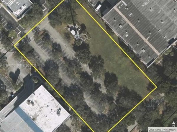 14180 NW 77th Ct, Miami Lakes, FL 33016