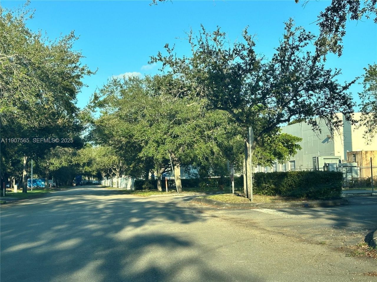 14180 NW 77th Ct, Miami Lakes, FL 33016 Photo