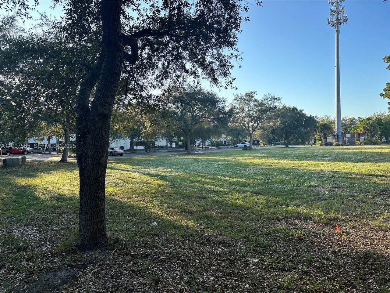 14180 NW 77th Ct, Miami Lakes, FL 33016 Photo