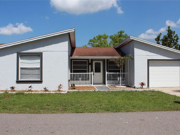 10115 WHEATLEY HILLS COURT, TAMPA, FL 33615