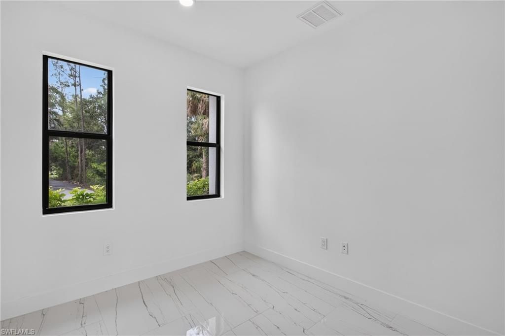 3434 27th Ave Ne, Naples, FL 34120 Photo