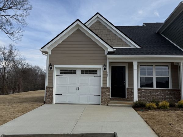 316 Selesia Lane, Pleasant View, TN 37146