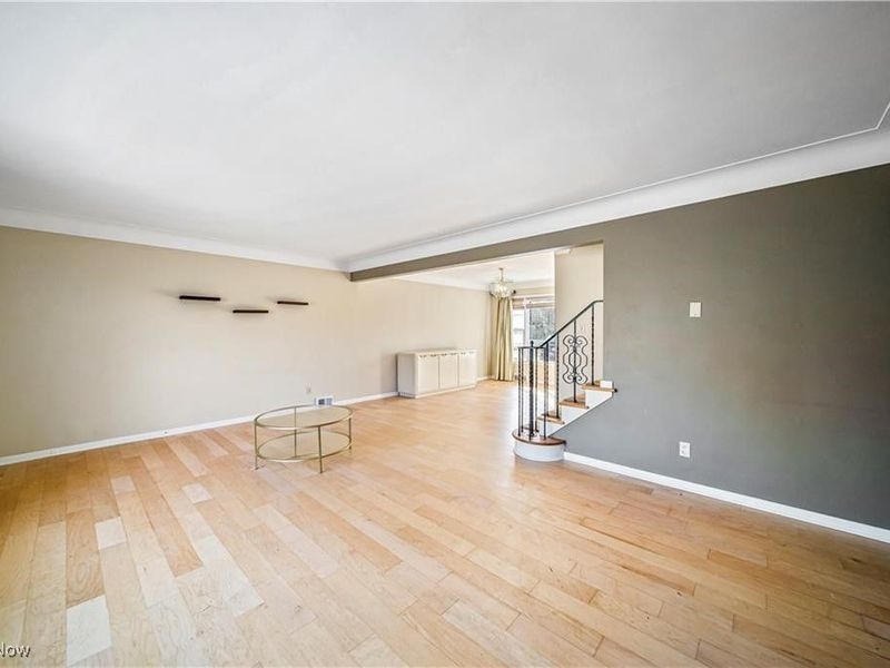 21516 Halworth Road, Beachwood, OH 44122 Photo 12