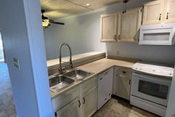 1851 Fairway Ridge photo 4