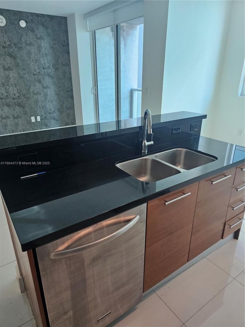 244 Biscayne Blvd, Unit 908, Miami, FL 33132 Photo