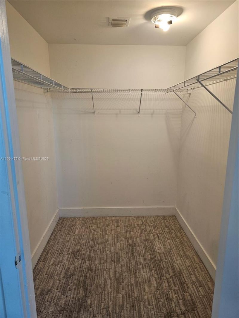 244 Biscayne Blvd, Unit 908, Miami, FL 33132 Photo