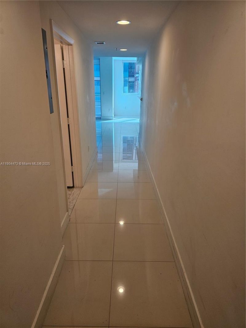 244 Biscayne Blvd, Unit 908, Miami, FL 33132 Photo