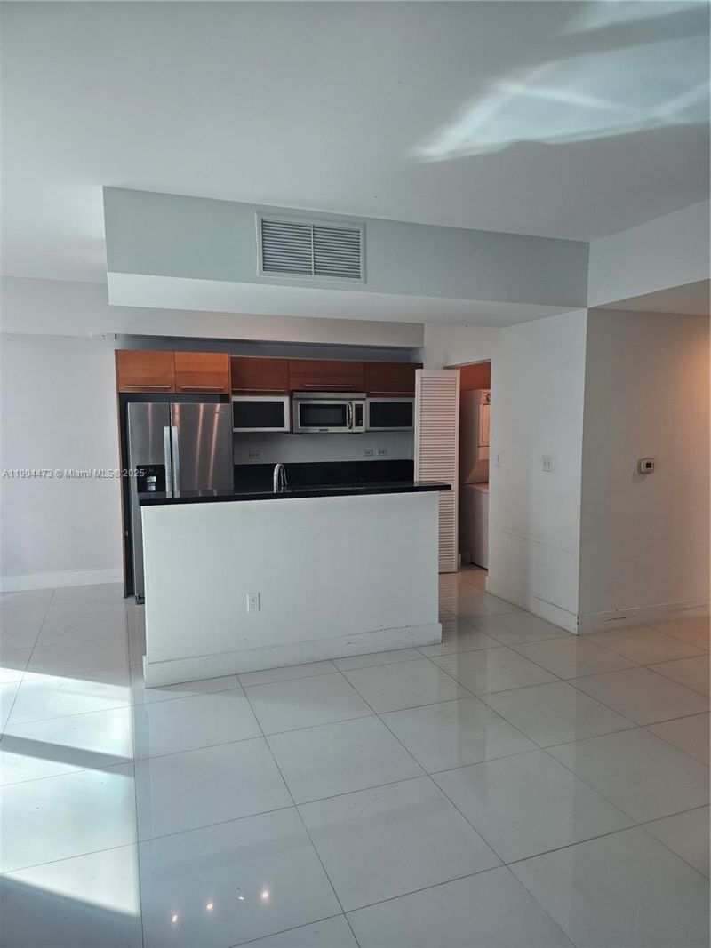 244 Biscayne Blvd, Unit 908, Miami, FL 33132 Photo