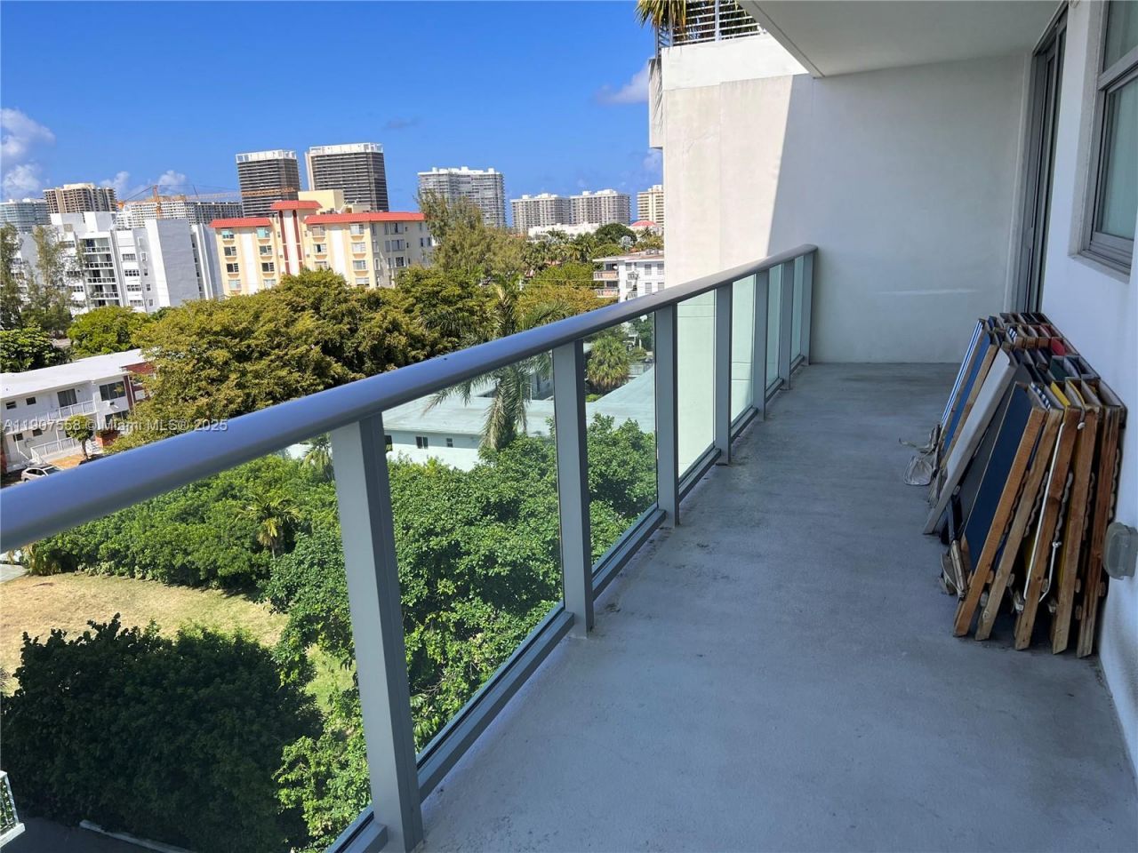 1025 92 St, Unit 803, Bay Harbor Islands, FL 33154 Photo