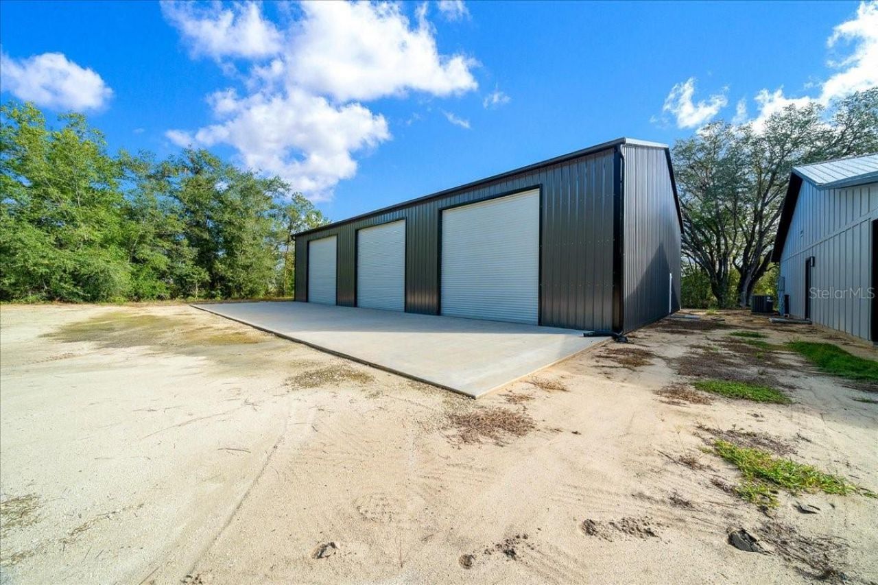 252 Malauka Road, Ocklawaha, FL 32179 Photo