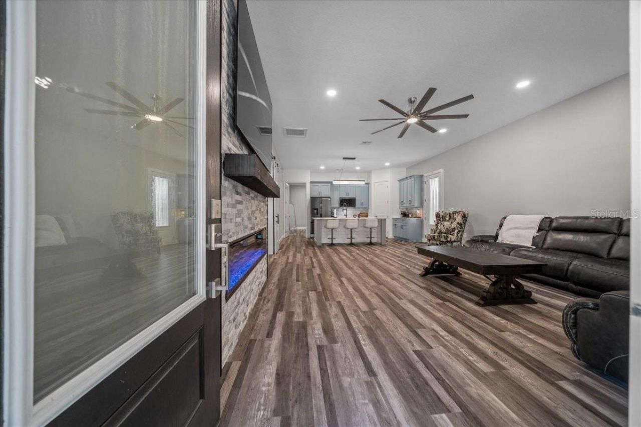 252 Malauka Road, Ocklawaha, FL 32179 Photo