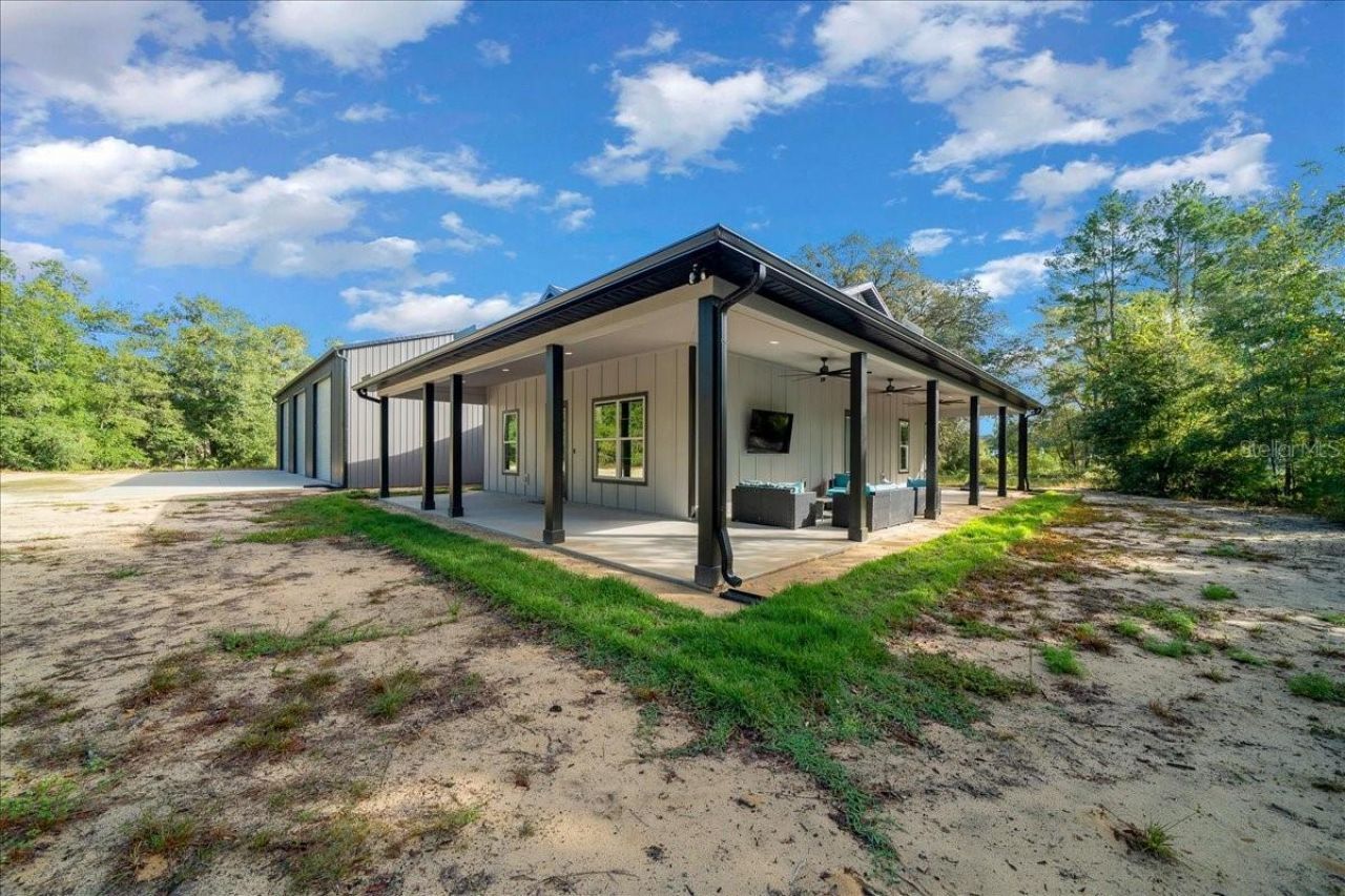 252 Malauka Road, Ocklawaha, FL 32179 Photo