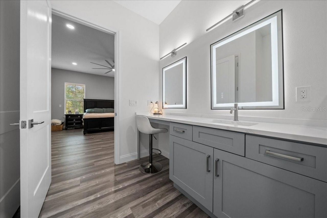 252 Malauka Road, Ocklawaha, FL 32179 Photo