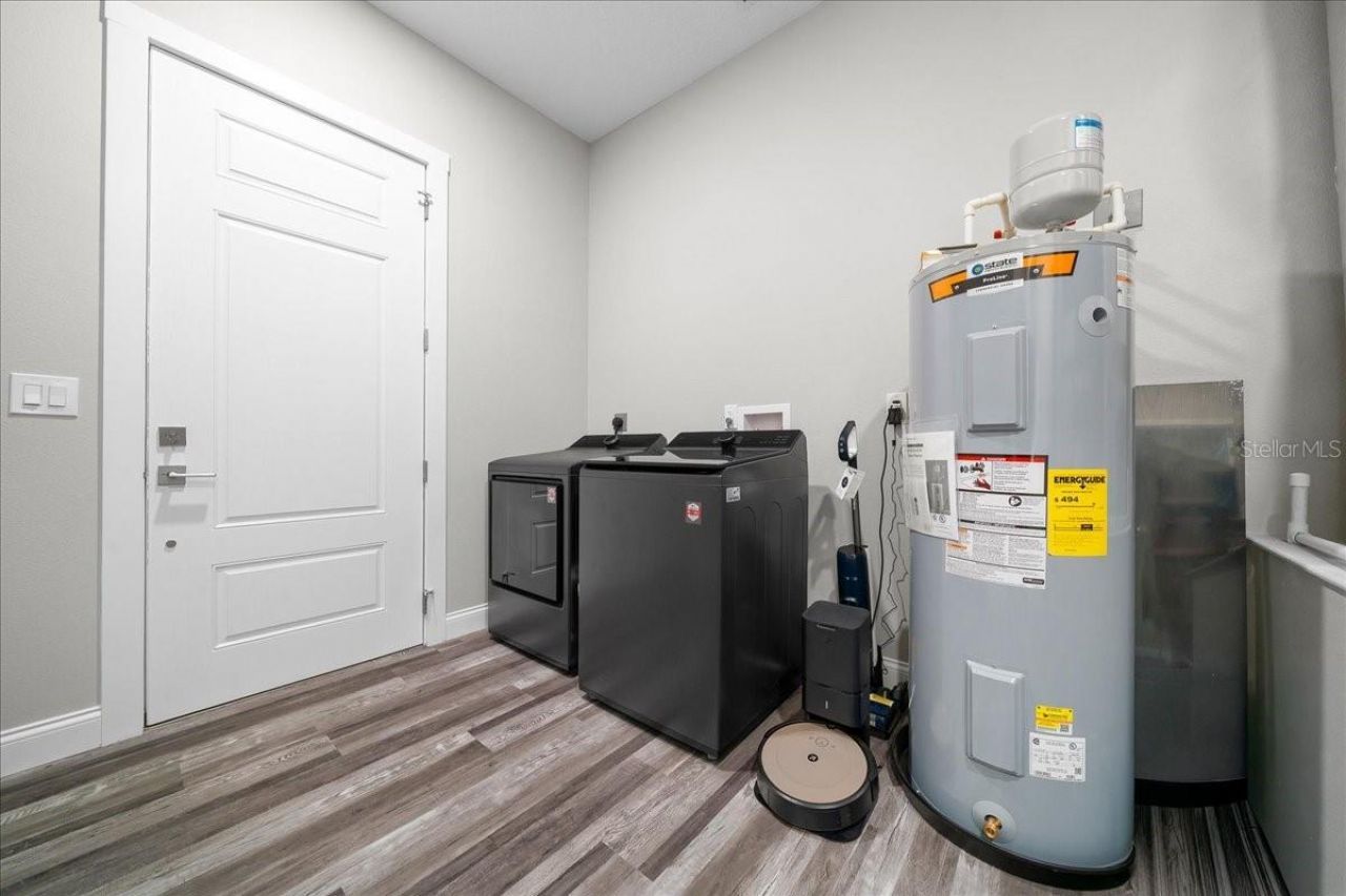 252 Malauka Road, Ocklawaha, FL 32179 Photo