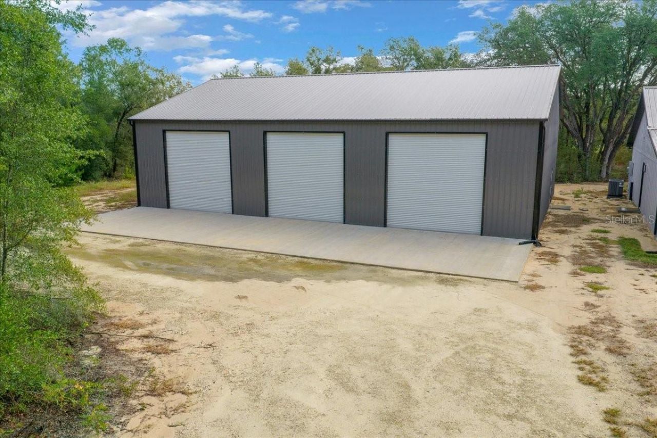 252 Malauka Road, Ocklawaha, FL 32179 Photo