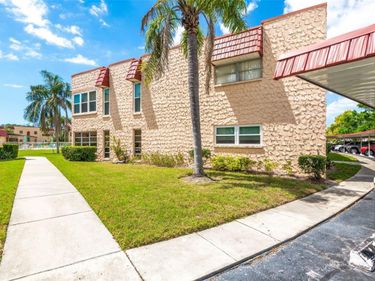 101 DOGWOOD CIRCLE, SEMINOLE, FL 33777