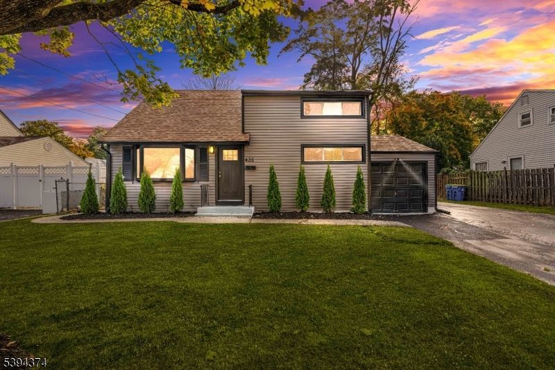 435 Warfield Rd, North Plainfield, NJ 07063 Main Photo