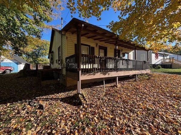 245 E Depot Street , Greenville, KY 42345