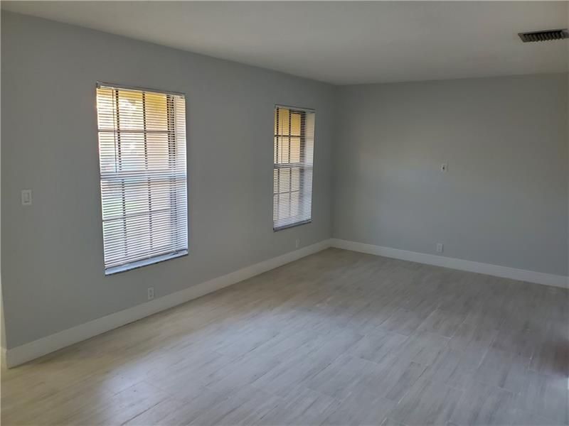 2743 NW 47th Ter, Unit 604, Lauderdale Lakes, FL 33313 Photo