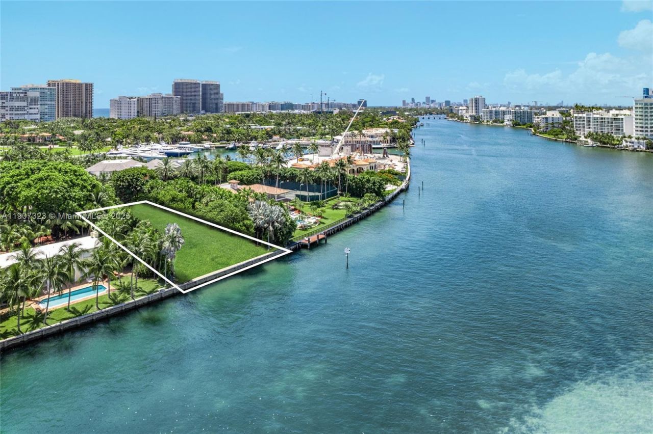 216 Bal Bay Dr, Bal Harbour, FL 33154 Photo