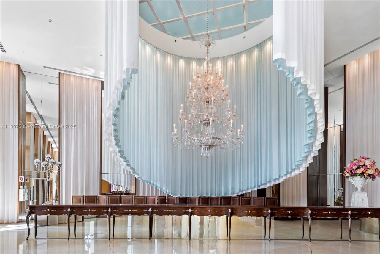 450 Alton Rd, Unit 3010, Miami Beach, FL 33139 Photo