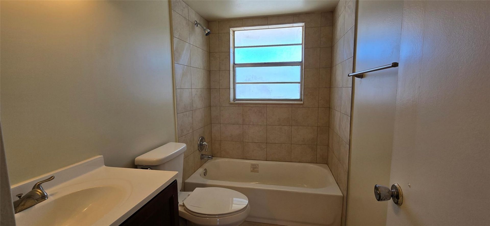 7305 NW 5th Ct, Unit 204, Margate, FL 33063 Photo