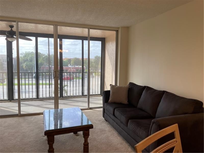 740 S Federal Hwy, Unit 312, Pompano Beach, FL 33062 Photo