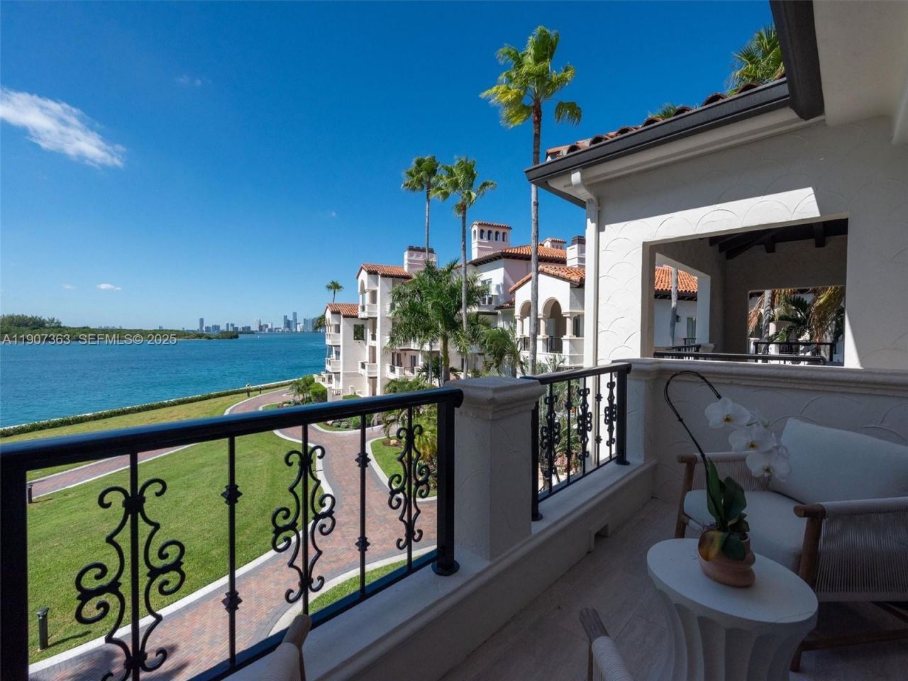 2236 Fisher Island Dr, Unit 3306, Miami Beach, FL 33109 Photo