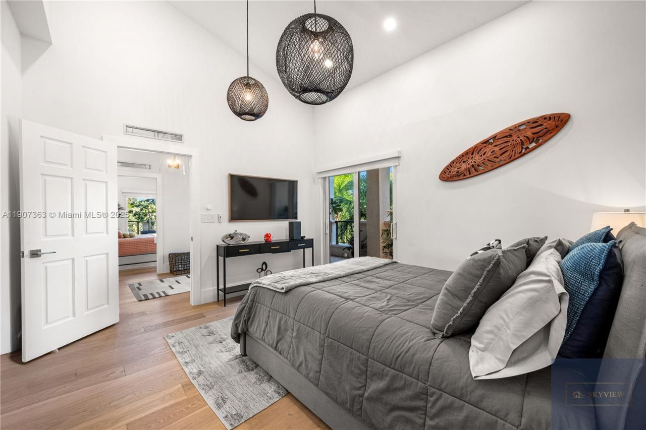 2236 Fisher Island Dr, Unit 3306, Miami Beach, FL 33109 Photo