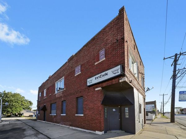 5758 W 65th Street, Chicago, IL 60638