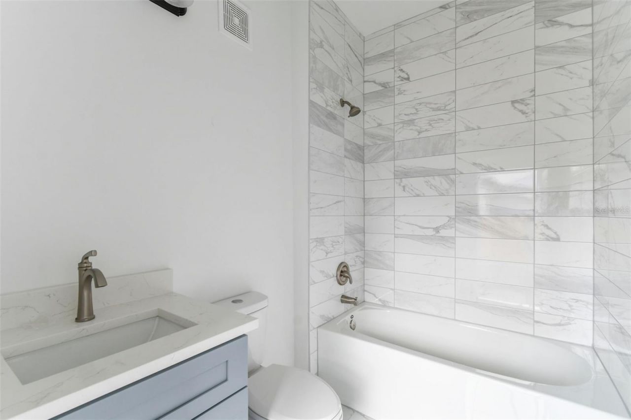 2313 E Columbus Drive, Tampa, FL 33605 Photo