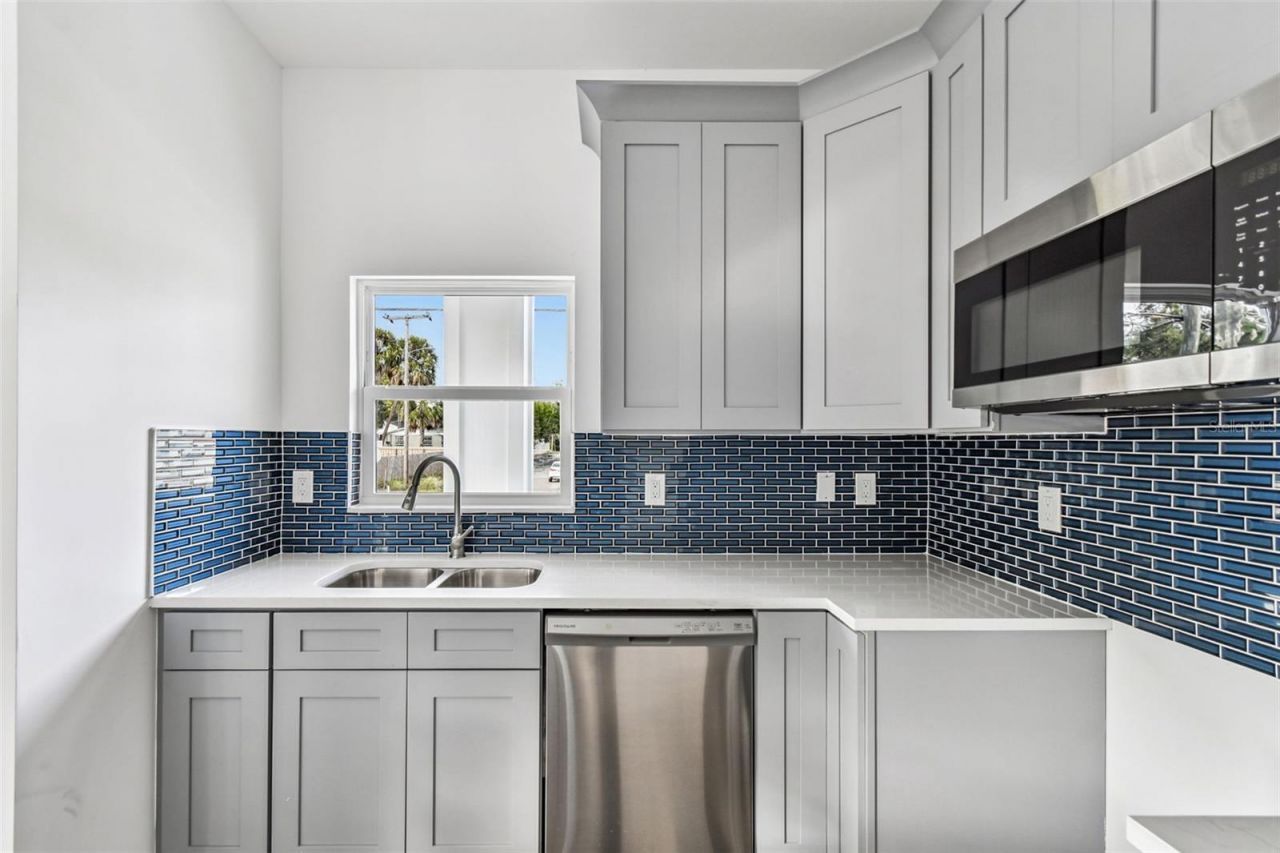 2313 E Columbus Drive, Tampa, FL 33605 Photo