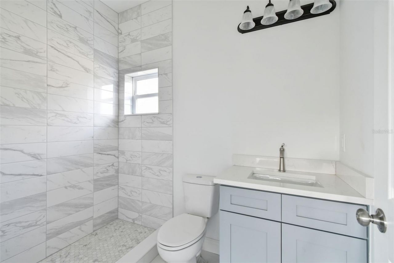 2313 E Columbus Drive, Tampa, FL 33605 Photo