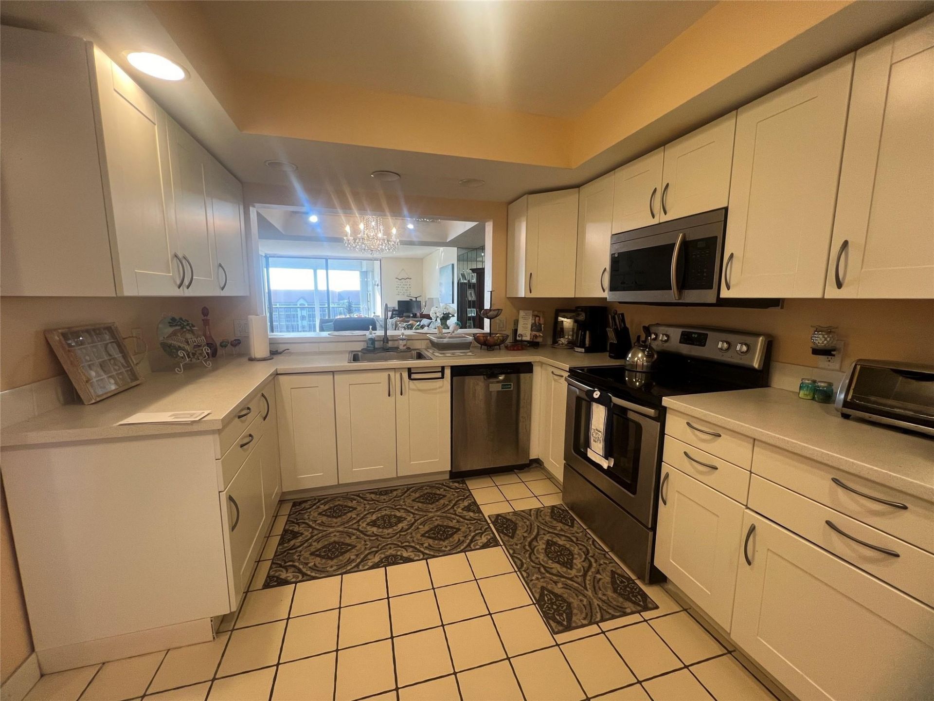 7030 Half Moon Cir, Unit 418, Hypoluxo, FL 33462 Photo